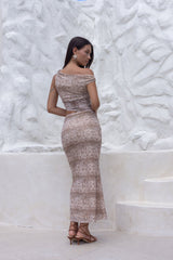 Luxe Explorer schulterfreies Maxikleid Braun