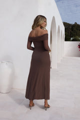 Horizon Luxe schulterfreies Maxikleid Coffee
