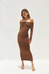 Angels Sing schulterfreies Strick-Maxikleid Schokolade
