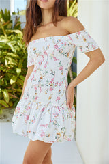 Mimi schulterfreies Minikleid Beige