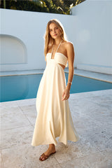 Dance With Me Neckholder Maxikleid Creme