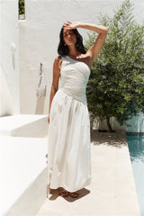 Lexi Loves Schulter Maxikleid Beige