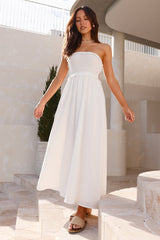 Trägerloses Maxikleid „Island Time“ in Weiß