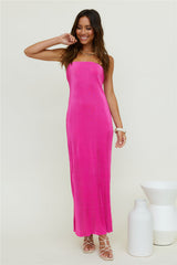 Dusk Maxi Dress Pink überlegt