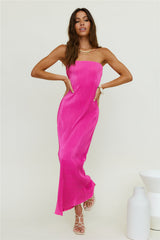 Dusk Maxi Dress Pink überlegt