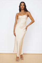 Satinmaxikleid Beige "Start of Something New"