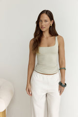 BASE Everyday Staple Tanktop Salbeigrün