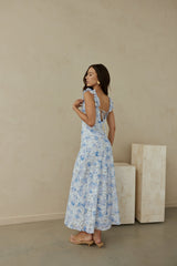 Rose Petal Reverie Midikleid Blau