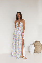 Hibiskusfarbenes Neckholder-Maxikleid mit Print