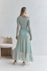 Whispered Secrets Mesh Maxikleid mit langen Ärmeln Salbeigrün