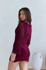 Rosy World Langärmeliges Strick-Minikleid Weinrot