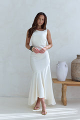 Maxikleid Oath To You aus Satin in Champagner