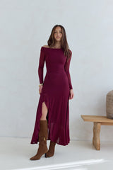 Whispered Secrets Maxi-Langarmkleid aus Mesh in Weinrot