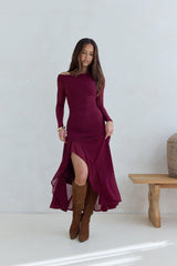 Whispered Secrets Maxi-Langarmkleid aus Mesh in Weinrot