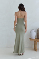 Trägerloses Maxikleid „Follow You“ Salbeigrün