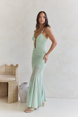 Next To You Mesh Maxi Dress Salbeigrün