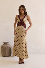 On The Sky Lace Polka Dot Maxikleid Braun
