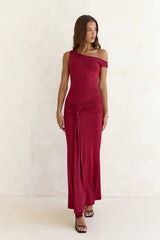 Hold Me Close Carmen-Maxikleid Burgund