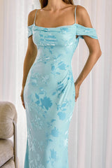 Das Maxikleid „In The Front“ in Blau