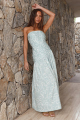All About You Trägerloses Maxikleid Salbeigrün