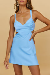 Tag- und Nachtkleid in Blau