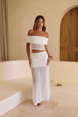 Take My Hand Off Shoulder Crop Top Weiß