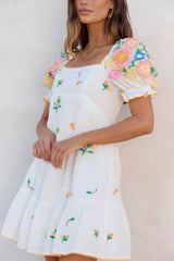 Minikleid Blütenmeer Weiß