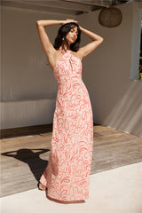 Rosa Maxikleid mit Neckholder und Schattierungen