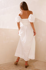 Bella Off-Shoulder Maxikleid Weiß