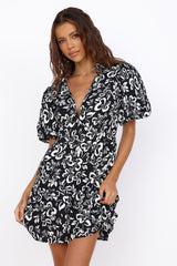 Mystic Sunrise Kleid Schwarz