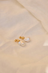 18K Gold Plated Precious Pearls Earrings Gold