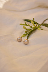 Mu & Mims Earings Gold